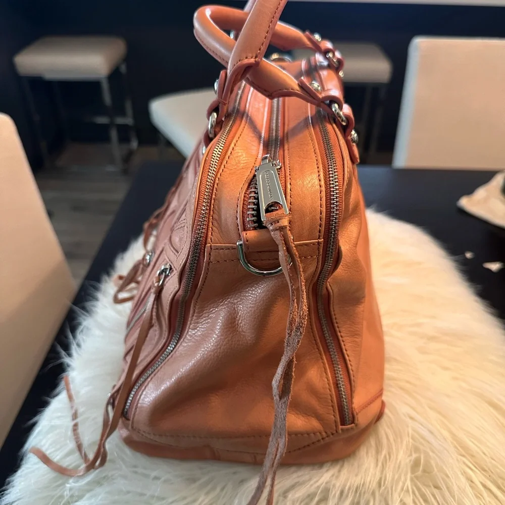 Rebecca Minkoff spring salmon color bag - Picture 4 of 10